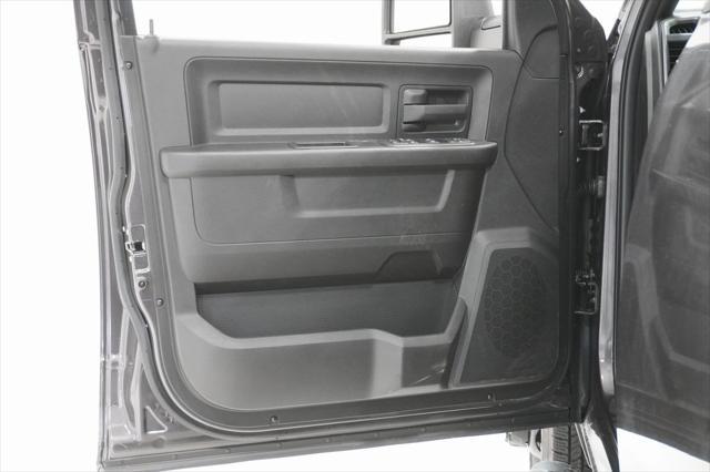 Photo of 2025 Granite Crystal Metallic Clearcoat RAM 3500