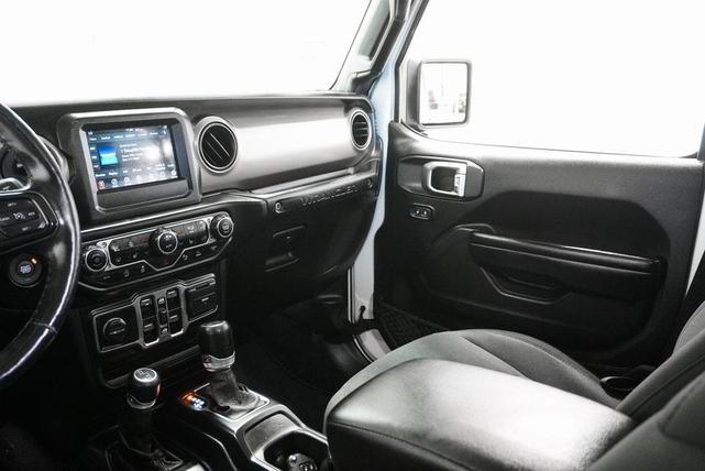 Photo of 2021 Bright White Clearcoat Jeep Wrangler Unlimited
