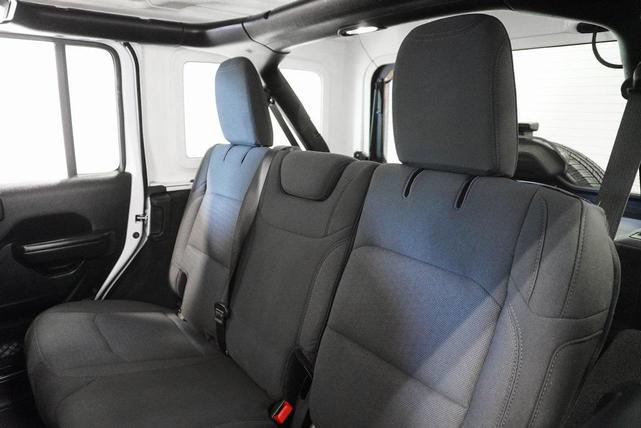 Photo of 2021 Bright White Clearcoat Jeep Wrangler Unlimited