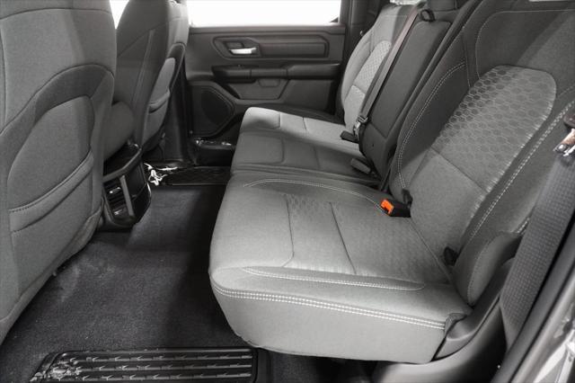 Photo of 2025 Granite Crystal Metallic Clearcoat RAM 1500