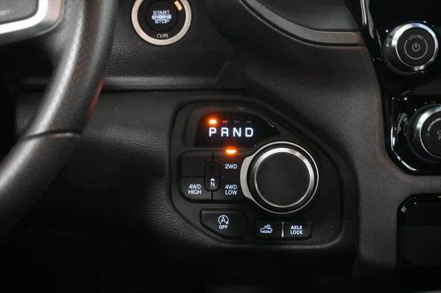 Photo of 2025 Granite Crystal Metallic Clearcoat RAM 1500