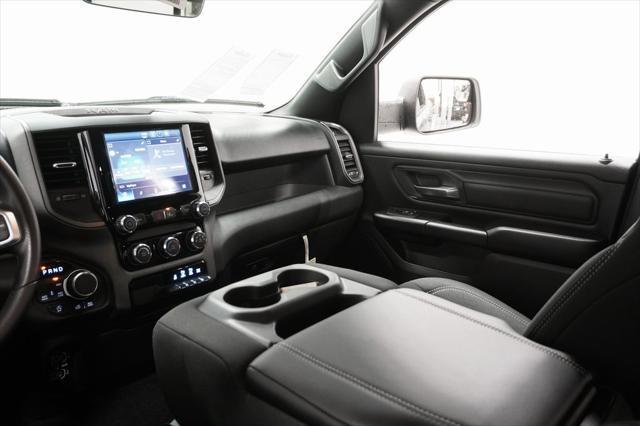 Photo of 2025 Granite Crystal Metallic Clearcoat RAM 1500