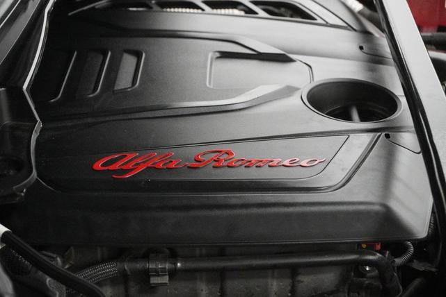 Photo of 2022 Vulcano Black Metallic Alfa Romeo Stelvio