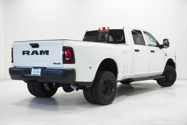 Photo of 2025 Bright White Clearcoat RAM 3500