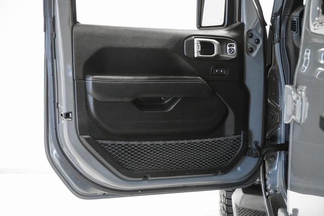 Photo of 2019 Granite Crystal Metallic Clearcoat Jeep Wrangler Unlimited