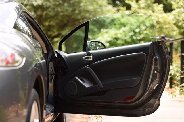 Photo of 2006 Titanium Pearl Mitsubishi Eclipse