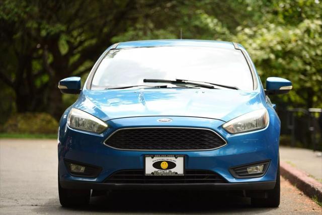 Photo of 2015 Blue Ford Focus
