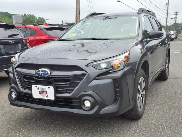 Photo of 2025 Magnetite Gray Metallic Subaru Outback