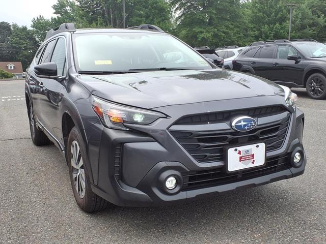 Photo of 2025 Magnetite Gray Metallic Subaru Outback