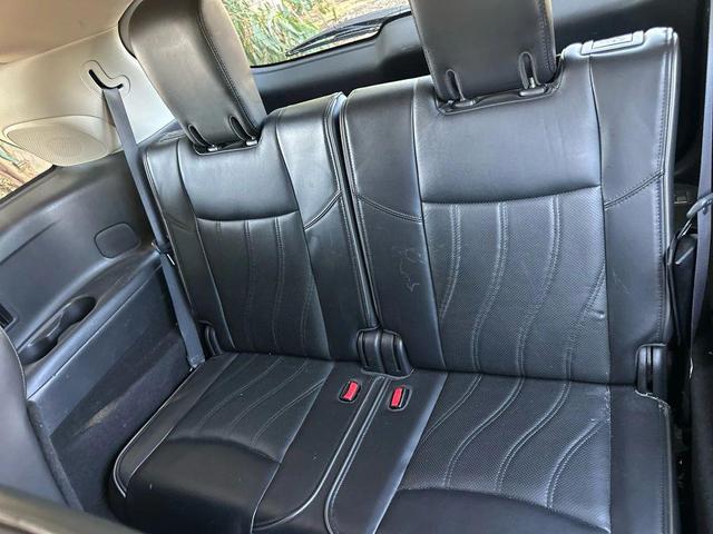 Photo of 2013 Silver INFINITI JX35