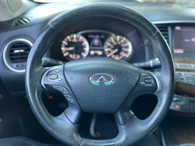 Photo of 2013 Silver INFINITI JX35