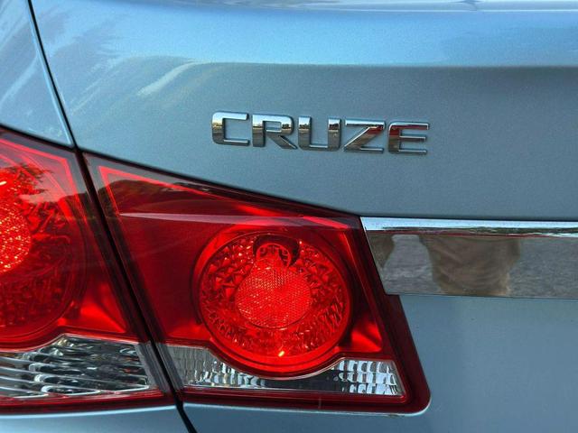 Photo of 2011 Blue Chevrolet Cruze