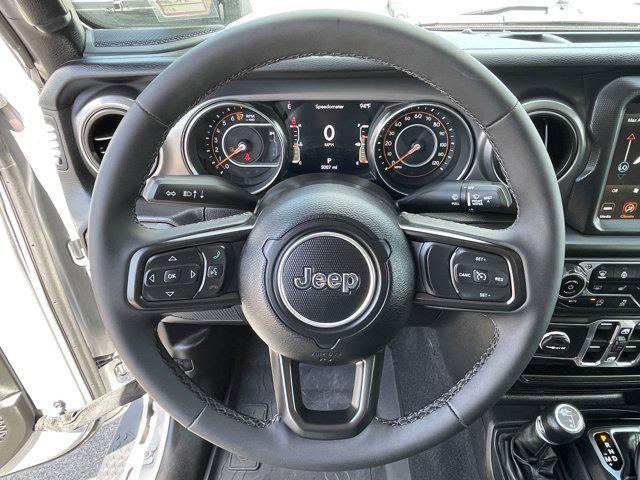 Photo of 2023 Silver Zynith Clearcoat Jeep Gladiator