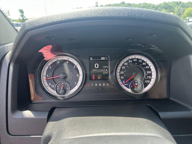 Photo of 2023 Diamond Black Crystal Pearlcoat RAM 1500