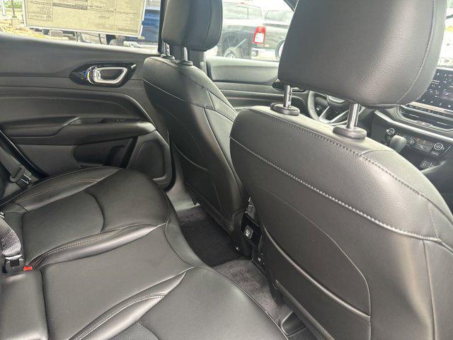 Photo of 2023 Billet Silver Metallic Clearcoat Jeep Compass