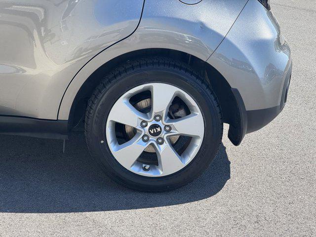 Photo of 2018 Titanium Gray Kia Soul