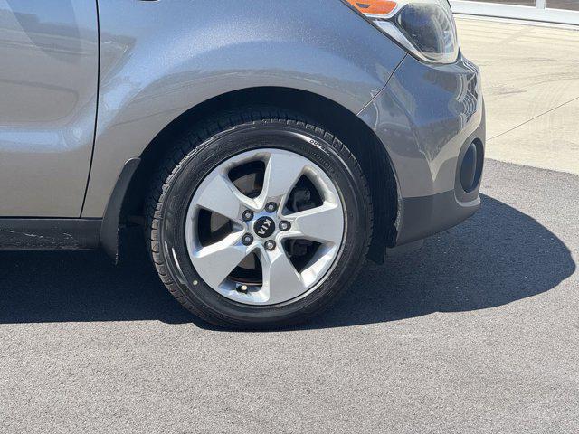 Photo of 2018 Titanium Gray Kia Soul