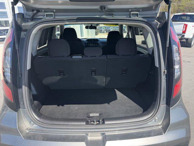 Photo of 2018 Titanium Gray Kia Soul