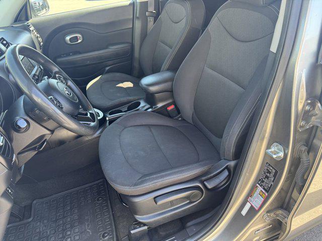 Photo of 2018 Titanium Gray Kia Soul