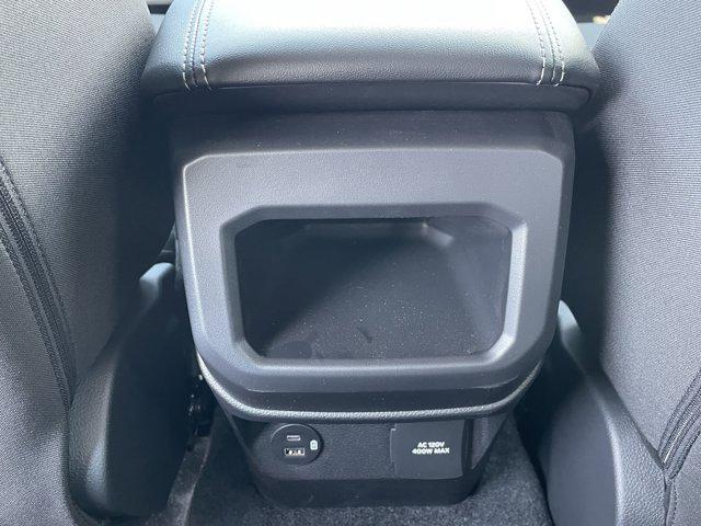 Photo of 2025 Oxford White Ford Ranger
