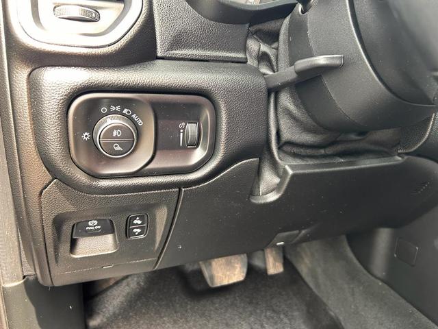 Photo of 2020 Granite Crystal Clearcoat Metallic RAM 1500