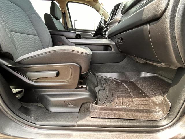 Photo of 2020 Granite Crystal Clearcoat Metallic RAM 1500