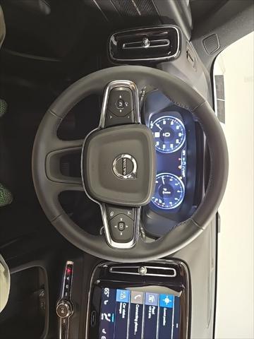 2022 Volvo XC40