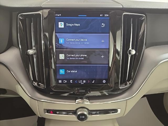 Photo of 2022 Fusion Red Metallic Volvo XC60