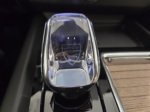 Photo of 2026 Denim Blue Metallic Volvo XC60