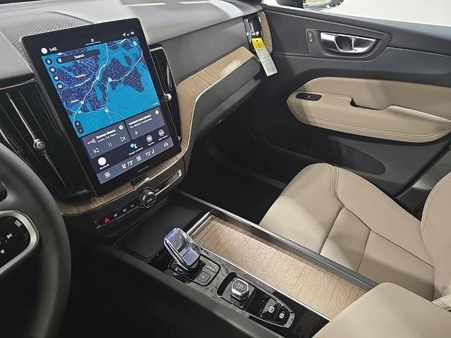 Photo of 2026 Denim Blue Metallic Volvo XC60