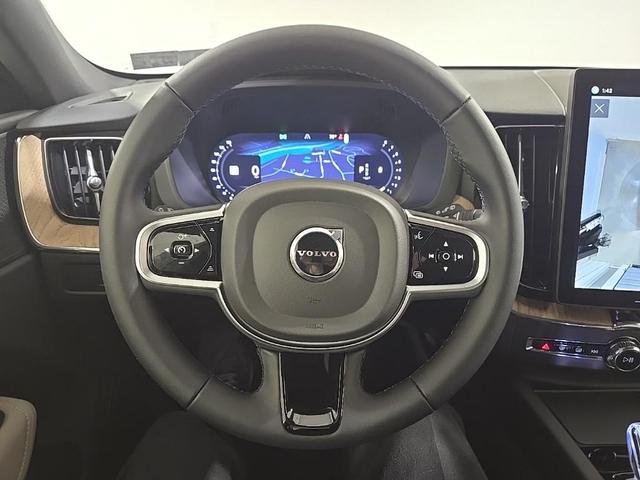 Photo of 2026 Denim Blue Metallic Volvo XC60