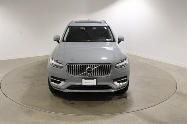 Photo of 2024 Gray Metallic Volvo XC90