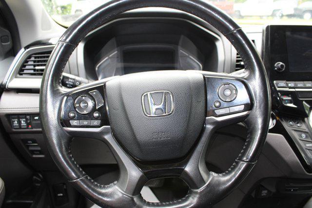 Photo of 2019 Lunar Silver Metallic Honda Odyssey
