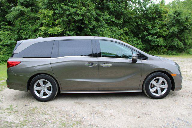 Photo of 2019 Lunar Silver Metallic Honda Odyssey