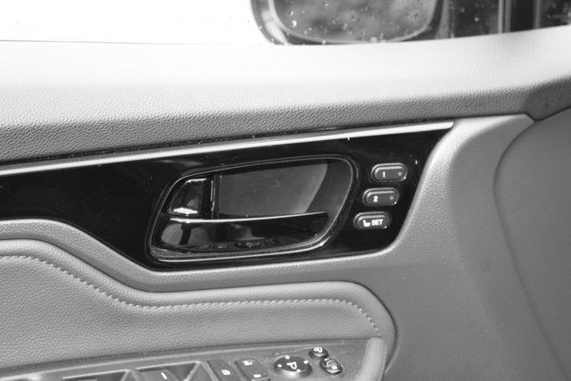 Photo of 2019 Lunar Silver Metallic Honda Odyssey