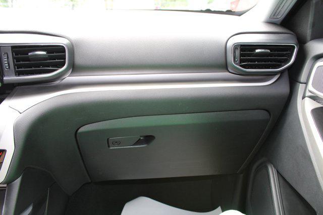 Photo of 2022 Carbonized Gray Metallic Ford Explorer