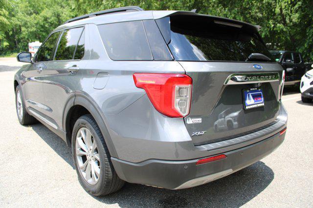Photo of 2022 Carbonized Gray Metallic Ford Explorer