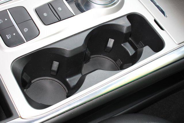 Photo of 2022 Carbonized Gray Metallic Ford Explorer