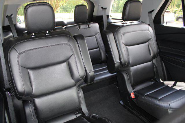 Photo of 2022 Carbonized Gray Metallic Ford Explorer