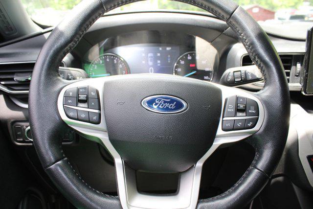Photo of 2022 Carbonized Gray Metallic Ford Explorer