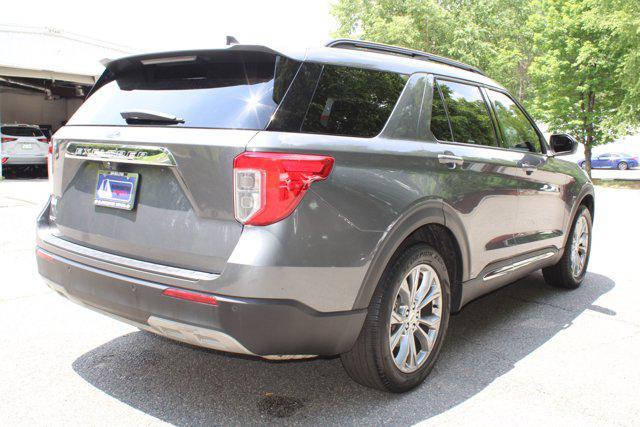 Photo of 2022 Carbonized Gray Metallic Ford Explorer