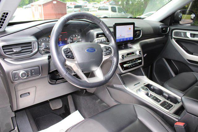 Photo of 2022 Carbonized Gray Metallic Ford Explorer
