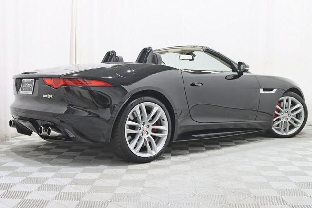 Photo of 2016 Black Jaguar F-TYPE