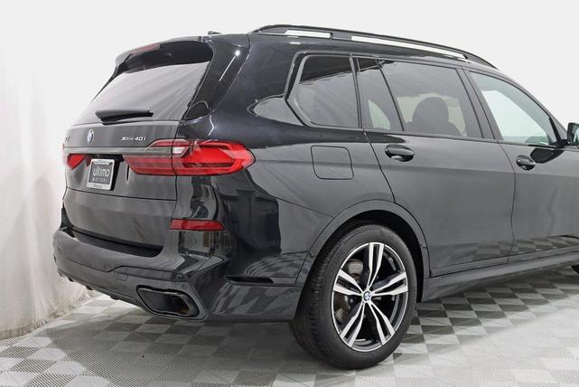 Photo of 2022 Black Sapphire Metallic BMW X7