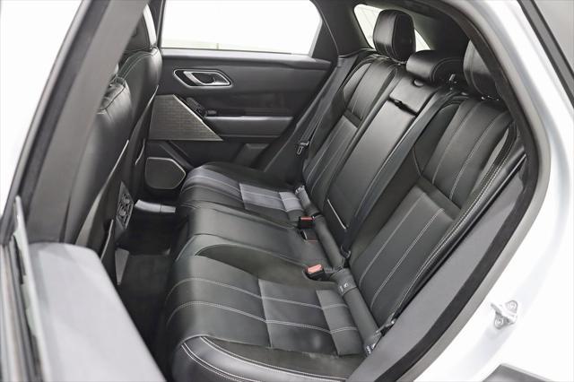 Photo of 2020 Indus Silver Metallic Land Rover Range Rover Velar