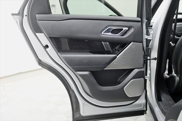 Photo of 2020 Indus Silver Metallic Land Rover Range Rover Velar