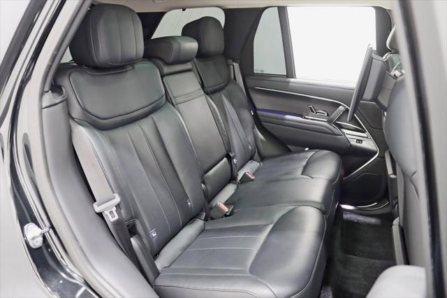 Photo of 2023 Santorini Black Metallic Land Rover Range Rover