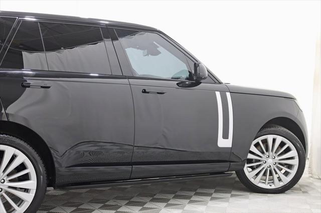 Photo of 2023 Santorini Black Metallic Land Rover Range Rover