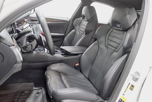 Photo of 2019 Alpine White BMW M5
