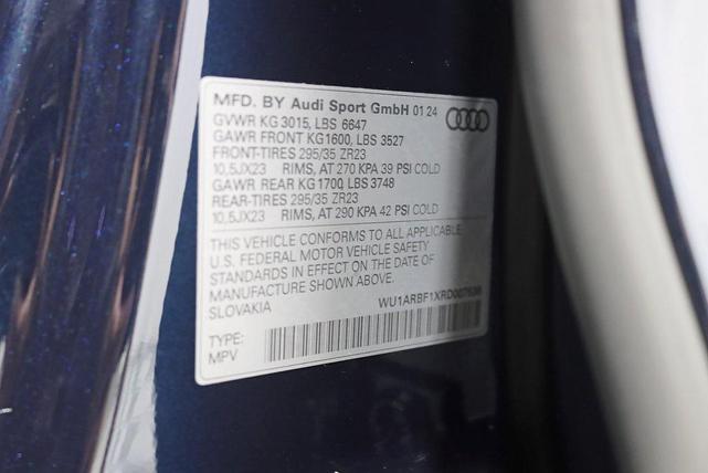 Photo of 2024 Waitomo Blue Metallic Audi RS Q8
